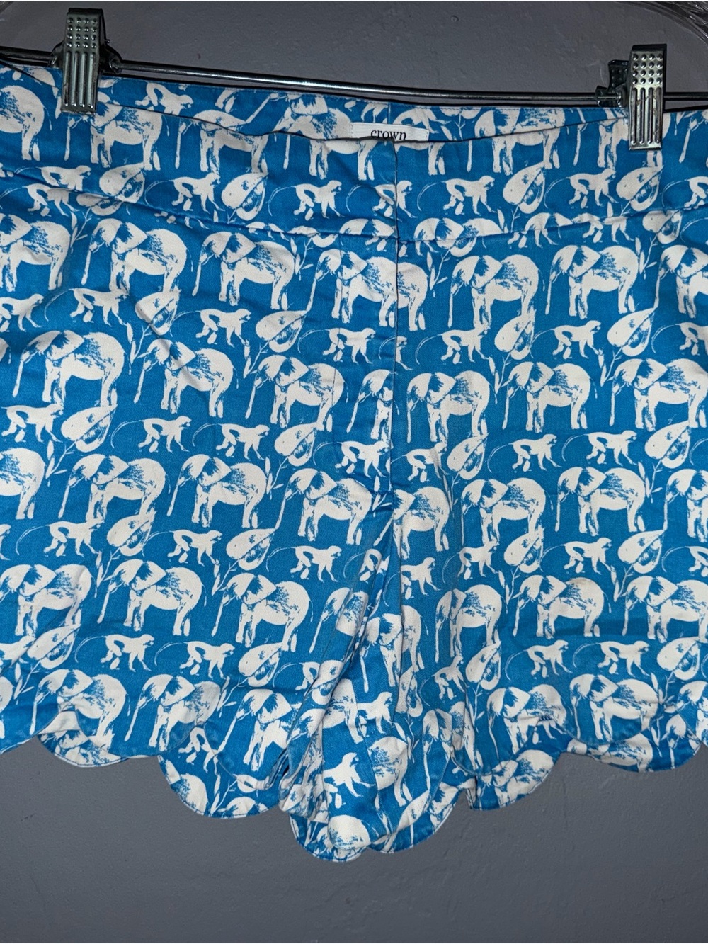 crown & ivy Blue Elephant & Monkey-Print Scallop Hem High-Waist Shorts